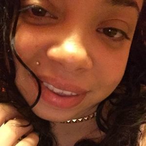 Meet your Posher, Bibi